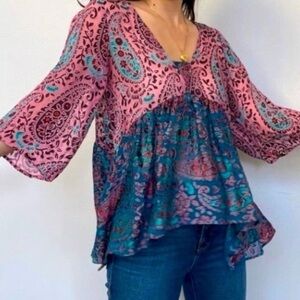Anthropologie Floreat Silk Velvet Blend Pink and Blue Paisley Blouse Size Small